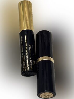 New! Estée Lauder lipstick & mascara set!